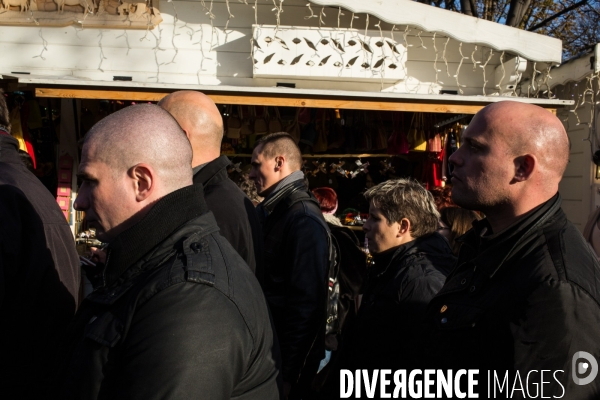 Marine Le Pen au marché de Noël, Paris