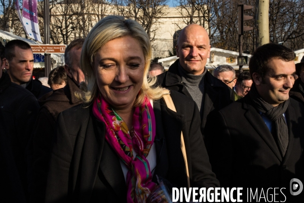 Marine Le Pen au marché de Noël, Paris