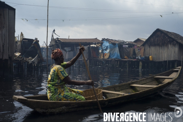 Quartier bidonville de makoko a lagos.