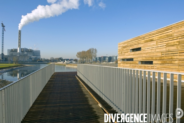 L  Ecoquartier des Docks de Saint Ouen. Suite. Voir reportage XTE0087