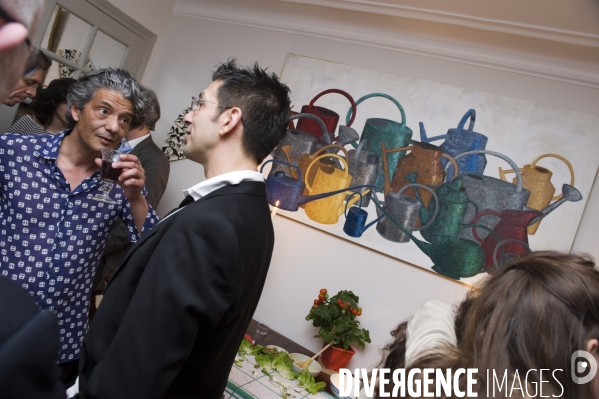 Vernissage en appartement d art contemporain de l artiste Monkeyfinger