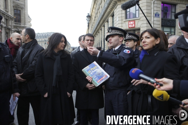Manuel VALLS et Sylvia PINEL visitent le dispositif de sécurité mis en place durant les fêtes de fin d année en région Parisienne