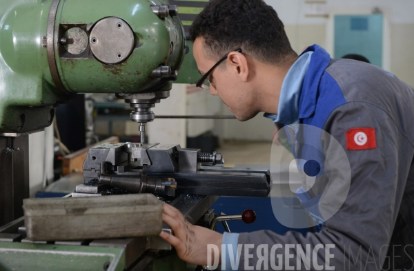 Paroles de Tunisiennes. Femmes tunisiennes exerçants des responsabilités, dirigeantes d entreprises