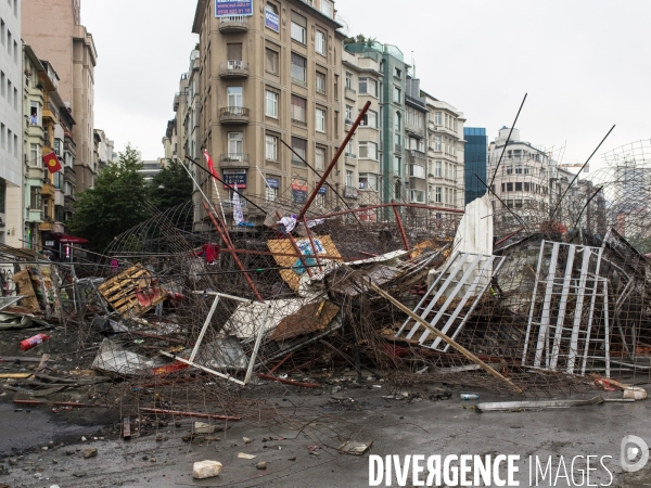 Barricades, Istanbul