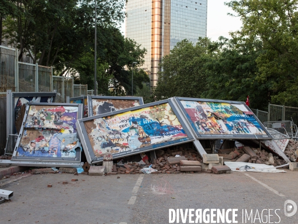 Barricades, Istanbul