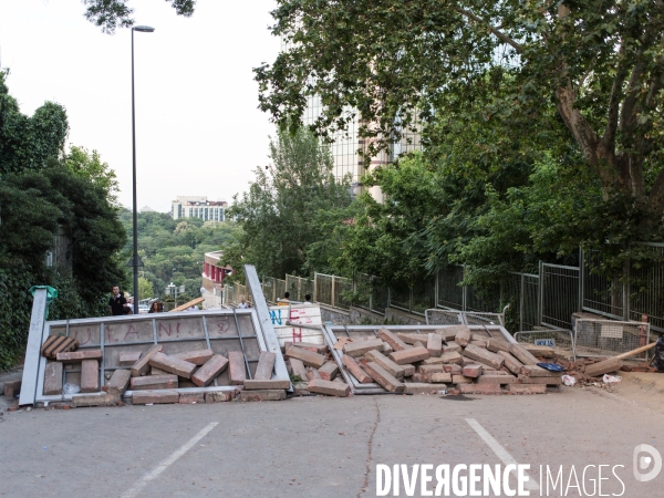 Barricades, Istanbul