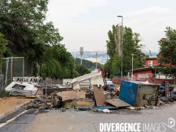 Barricades, Istanbul