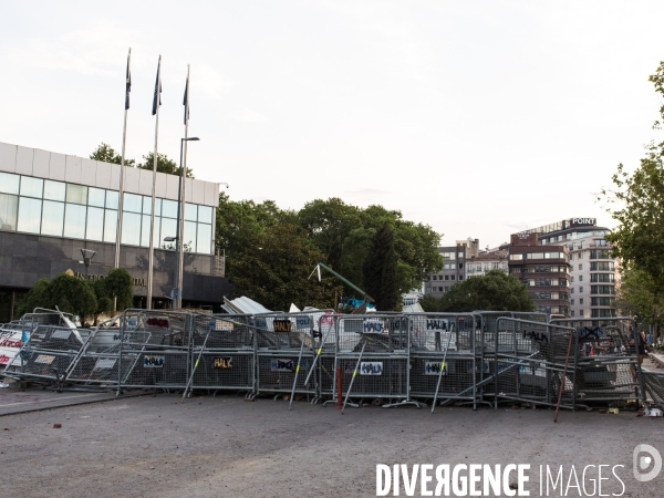 Barricades, Istanbul