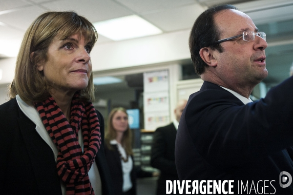 François Hollande, visite une jeune entreprise innovante.