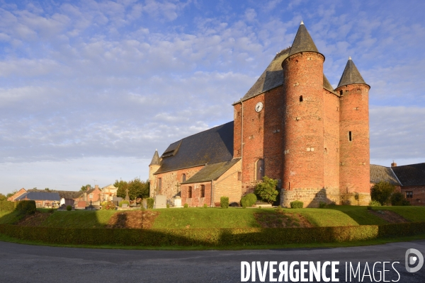 Eglises fortifiees de Thierache (Aisne)