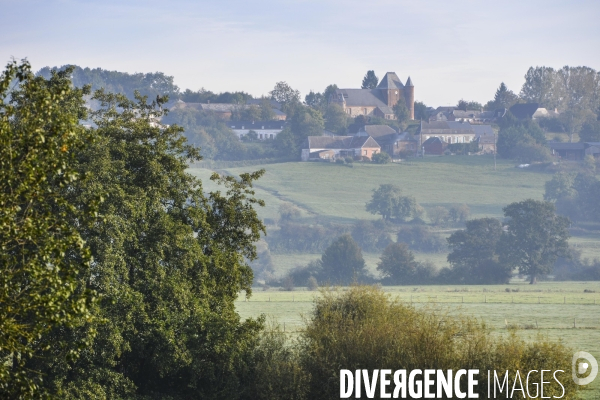 Eglises fortifiees de Thierache (Aisne)