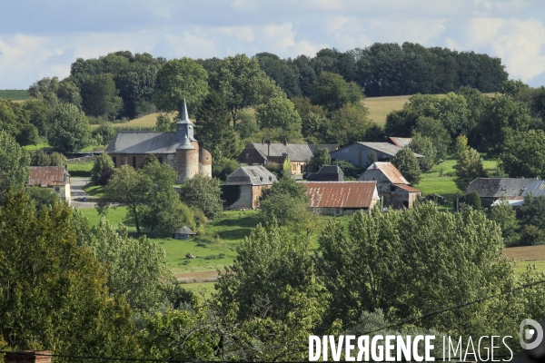 Eglises fortifiees de Thierache (Aisne)