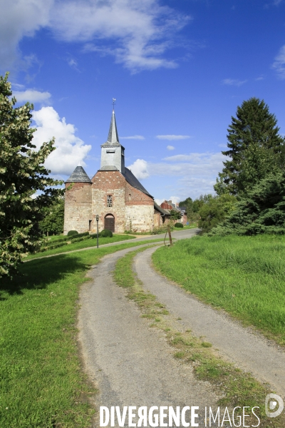 Eglises fortifiees de Thierache (Aisne)