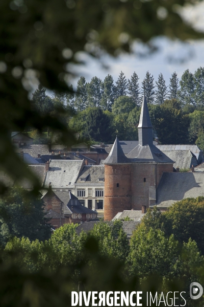 Eglises fortifiees de Thierache (Aisne)