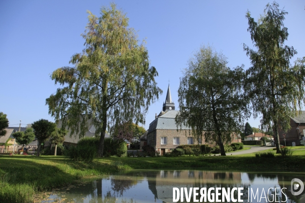 Eglises fortifiees de Thierache (Aisne)