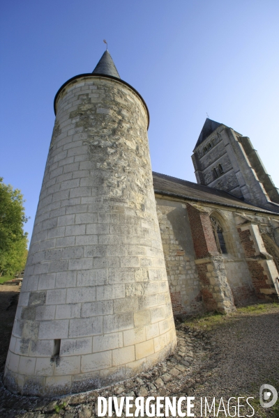 Eglises fortifiees de Thierache (Aisne)