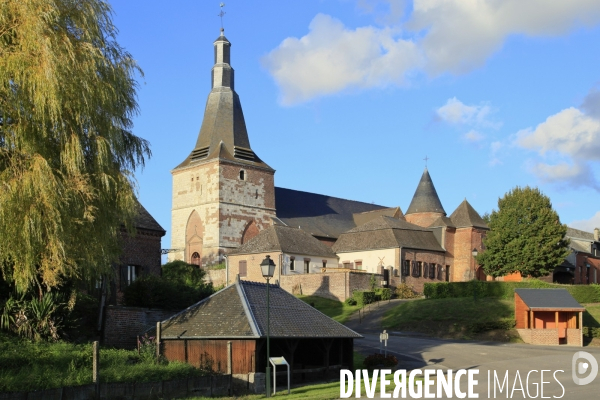 Eglises fortifiees de Thierache (Aisne)