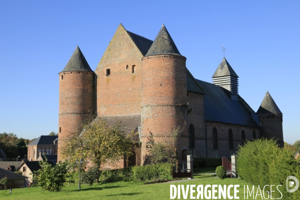 Eglises fortifiees de Thierache (Aisne)