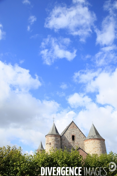 Eglises fortifiees de Thierache (Aisne)