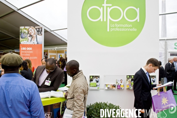 Emploi illustration..Forum Paris pour l emploi.AFPA