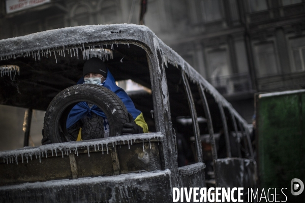 Mouvement de contestation pro-europeen en ukraine: occupation de la place de l independance a kiev par les opposants au president ianoukovitch.