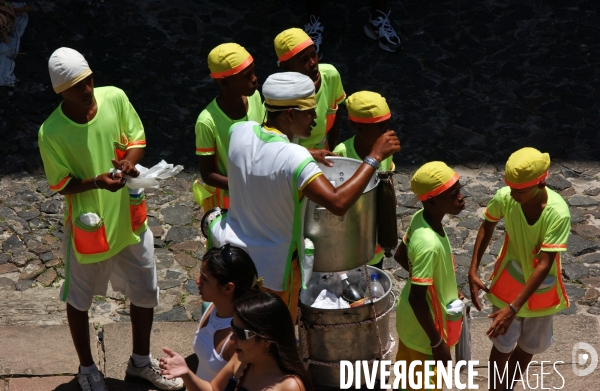 Salvador de BAHIA , quartier du PELOURINHO