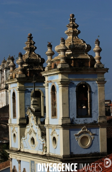 Salvador de BAHIA , quartier du PELOURINHO