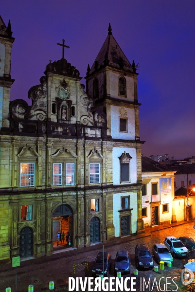 Salvador de BAHIA , quartier du PELOURINHO