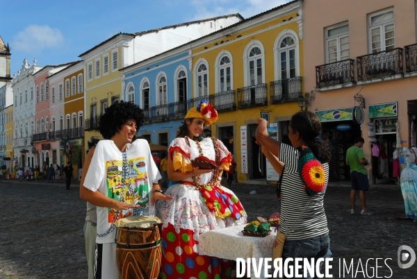 Salvador de BAHIA , quartier du PELOURINHO