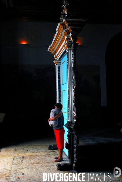 Salvador de BAHIA , quartier du PELOURINHO