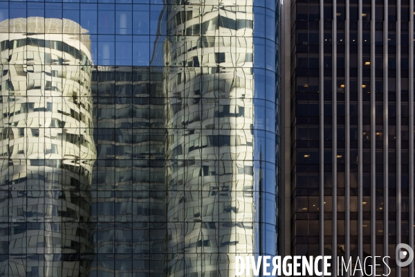 Le quartier d affaire de La Défense et la crise de l immobilier de bureaux. Les bureaux vides représentent 400000 m2 soit 12% du parc immobilier du quartier.