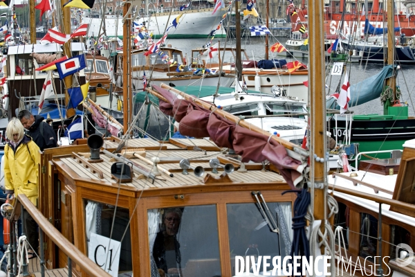 Ports illustration..Opération Dynamo.A l occasion du 70 eme anniversaire de la bataille de Dunkerque, rassemblement au port de l  association -Dunkirk little ships -