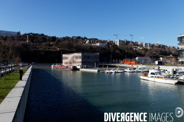 Lyon - Le quartier de la Confluence