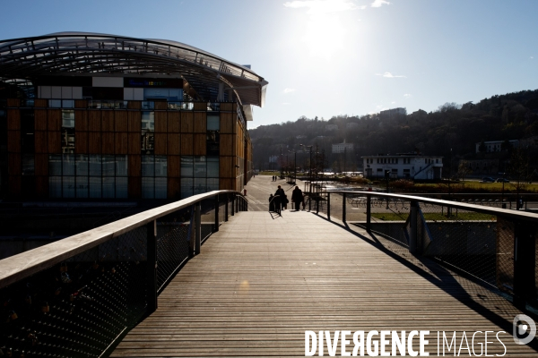 Lyon - Le quartier de la Confluence