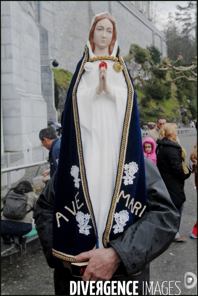 Les Sanctuaires de Lourdes