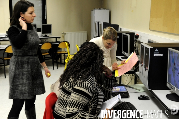 Collège. Difficulté de recherche des stages d observation en entreprise.