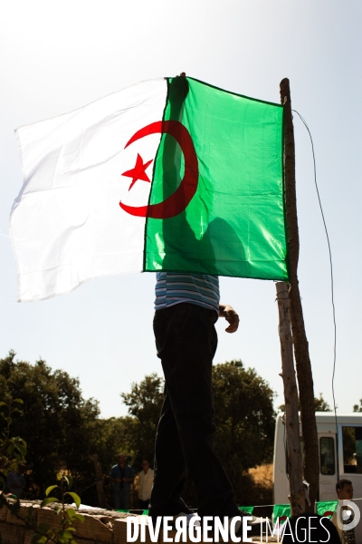 Commémoration des 50 ans de l indépendance de Algérie le , le 5 juillet 2012 à M cisna en Kabylie.