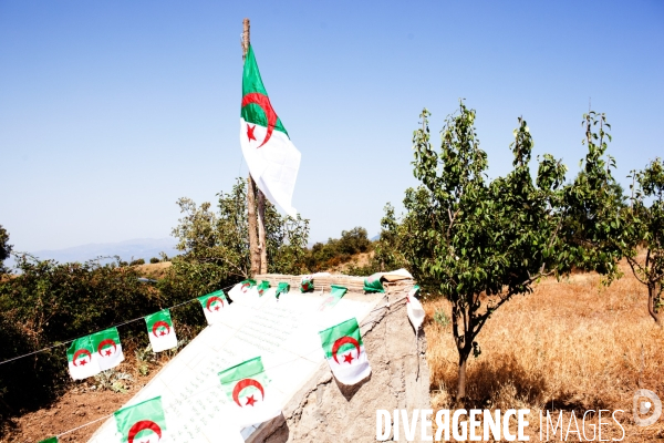 Commémoration des 50 ans de l indépendance de Algérie le , le 5 juillet 2012 à M cisna en Kabylie.