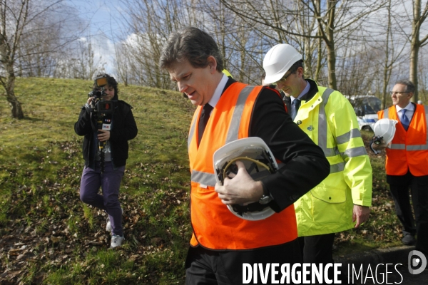 Arnaud MONTEBOURG visite le site des Carrières souterraines de Gypse du Massif de Montmorency