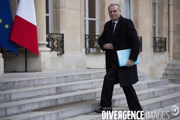 Elysee : Conseil strategique de l attractivite.