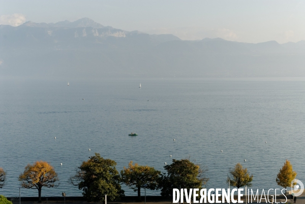 SUISSE : Les bords du Lac LEMAN