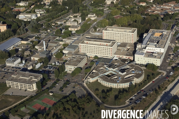Vue aerienne de l agglomeration d Avignon