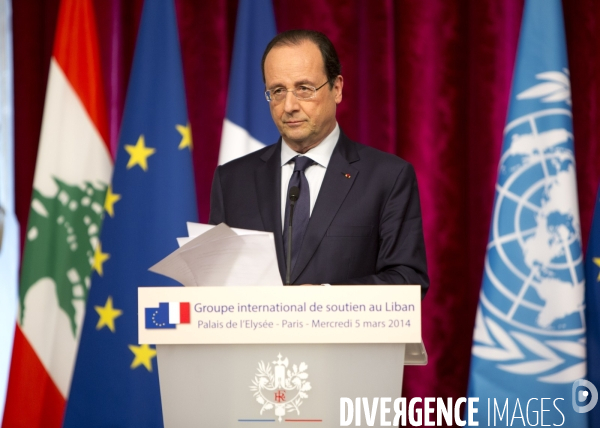 A l occasion de la réunion du groupe international de soutien au Liban, François HOLLANDE reçoit John KERRY et Serguei LAVROV en pleine crise ukrainienne.