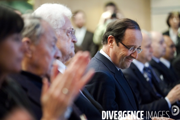 Hollande discours defense