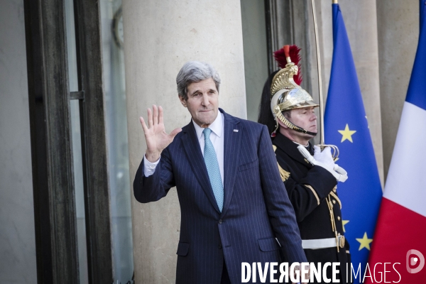 John KERRY à l Elysée le 5 mars 2014