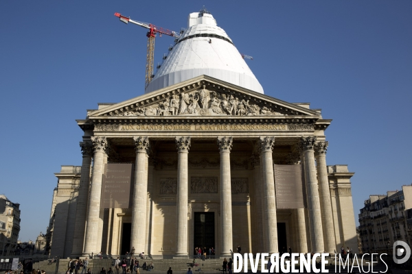 Le Panthéon, construit par l architecte Jacques-Germain SOUFFLOT pour être l  église Sainte-Geneviève, a maintenant vocation à honorer de grands personnages ayant marqué l histoire de France.