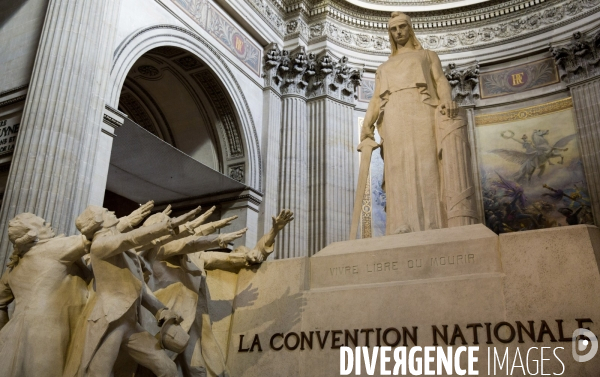 Le Panthéon, construit par l architecte Jacques-Germain SOUFFLOT pour être l  église Sainte-Geneviève, a maintenant vocation à honorer de grands personnages ayant marqué l histoire de France.