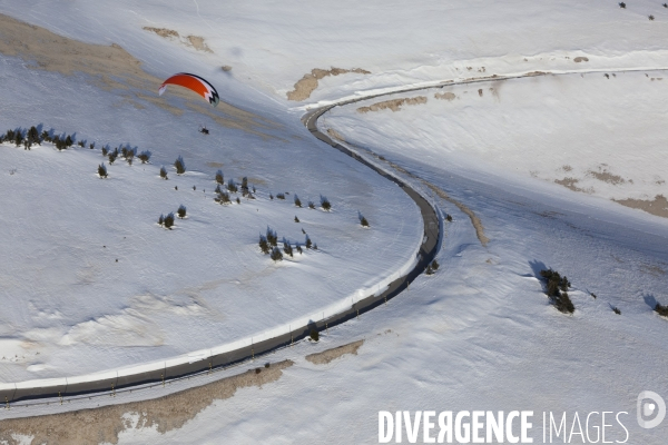 Vue aerienne du Mont Ventoux