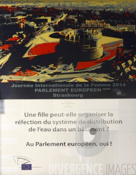 Le Parlement Européen de Strasbourg (affiche journée de la femme