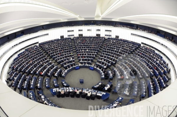 Le Parlement Européen de Strasbourg (hémicycle)